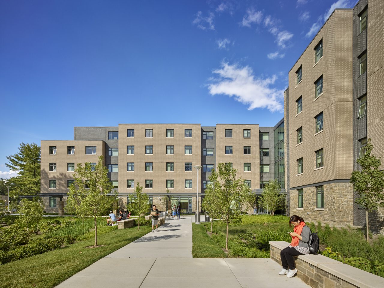 psu abington 04 exterior front terrace people